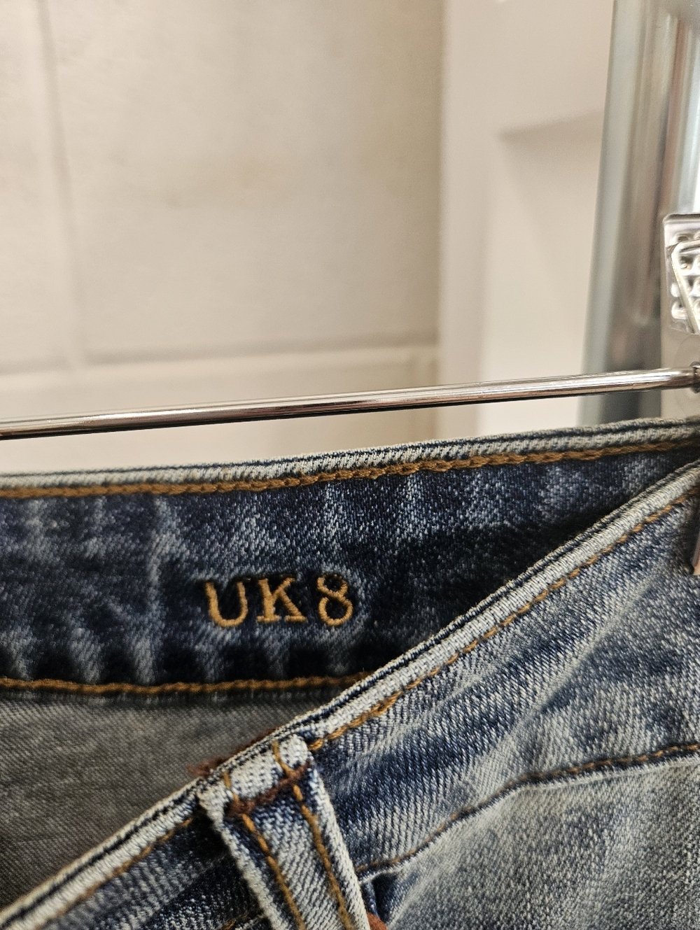 Barrel Jeans - Picture 3 of 8